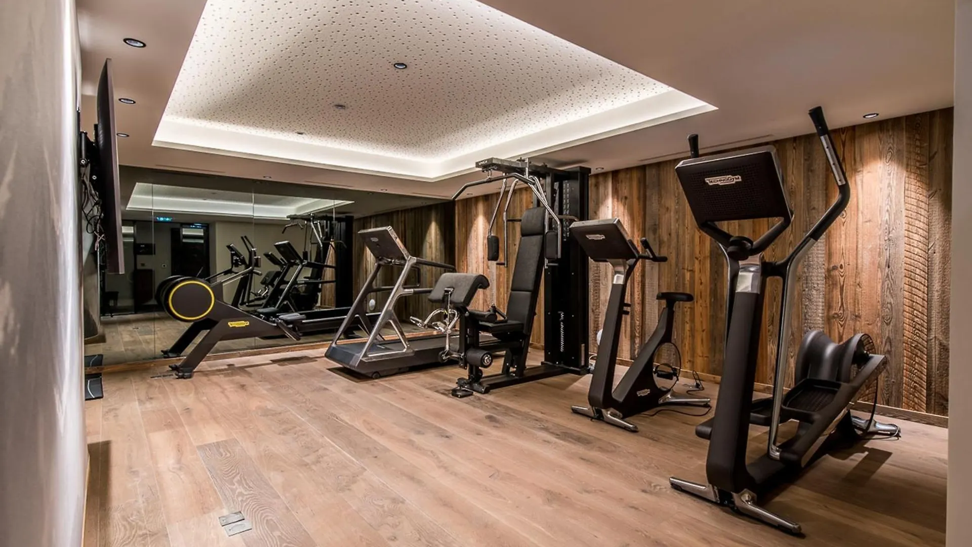Appartement Skis Aux Pieds Avec Acces Spa, Conciergerie 5*, Balcon Oriente Ouest - Fr-1-613-54 Les Allues