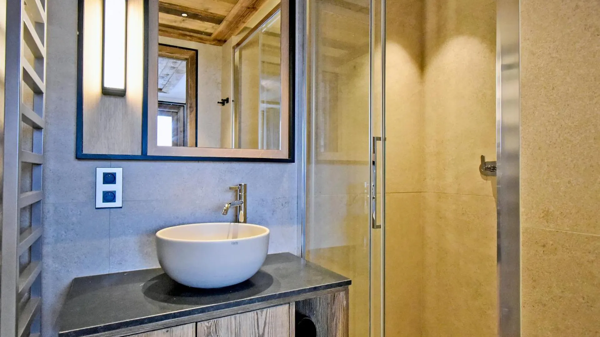 Apartman Appartement Skis Aux Pieds Avec Acces Spa, Conciergerie 5*, Balcon Oriente Ouest - Fr-1-613-54 Les Allues