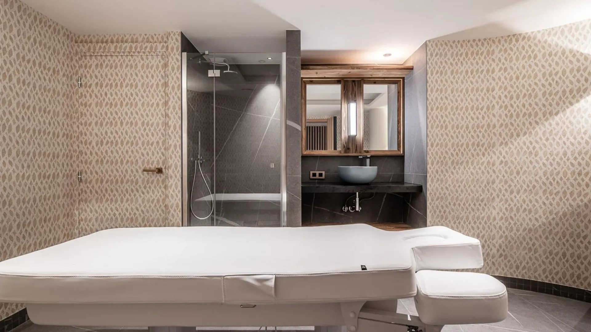 Appartement Skis Aux Pieds Avec Acces Spa, Conciergerie 5*, Balcon Oriente Ouest - Fr-1-613-54 Les Allues
